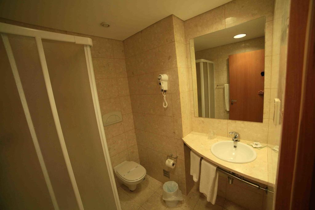 Hotel Matriz Ponta Delgada Chambre photo